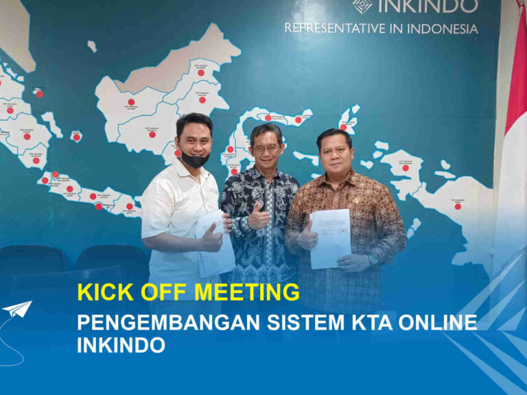 Foto bersama Edy Saputro, Pak Haris, dan Sekretaris Jenderal INKINDO pada kick off pengembangan KTA Online
